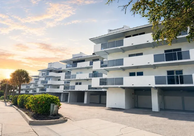 1100-pinellas-bayway-s-g2-saint-petersburg-fl-33715/hzid_38753f4f