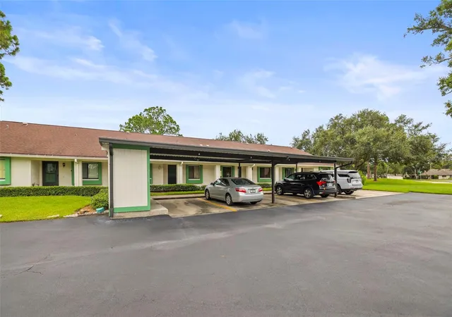 2556-royal-pines-cir-13-c-clearwater-fl-33763/hzid_05d56317
