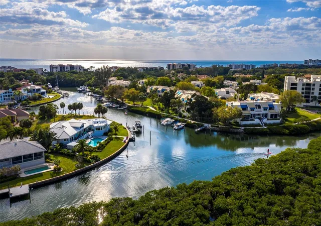 1906-harbourside-dr-304-longboat-key-fl-34228/hzid_e6fe74d4