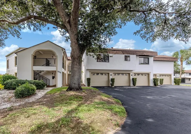 808-capri-isles-blvd-111-venice-fl-34292/hzid_772da3cd
