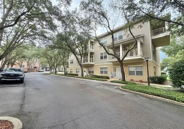 9177-sw-52nd-rd-203-gainesville-fl-32608/hzid_9e4702dd