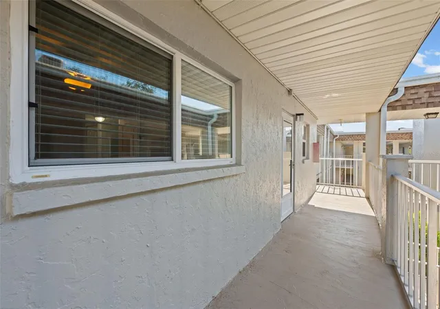 1310-glen-oaks-dr-e-383e-sarasota-fl-34232/hzid_bd5bb2c0