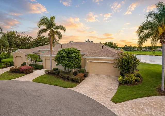 1015-chelsea-greens-ct-40-sun-city-center-fl-33573/hzid_11ab0963