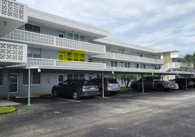 4880-locust-st-ne-235-st-petersburg-fl-33703/hzid_7a72c55e
