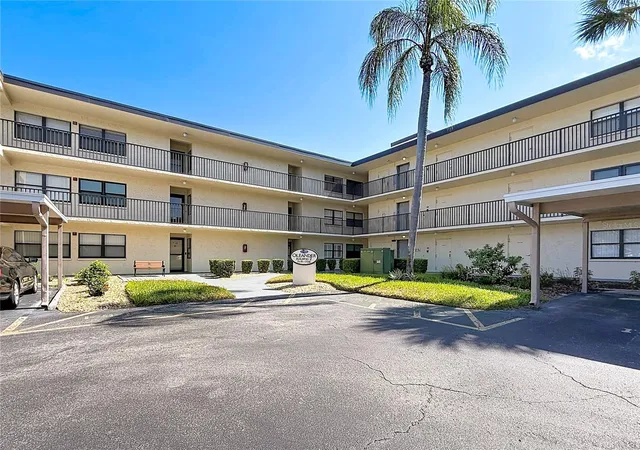 11945-143rd-st-7322-largo-fl-33774/hzid_a48e73b2