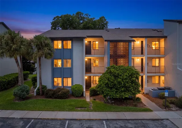 11-escondido-cir-102-altamonte-springs-fl-32701/hzid_66e731a3