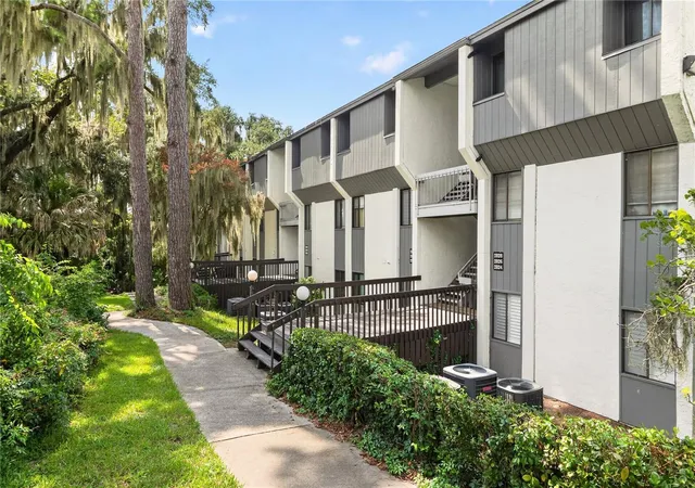 2842-sw-14th-drive-103-gainesville-fl-32608/hzid_68a27ee7