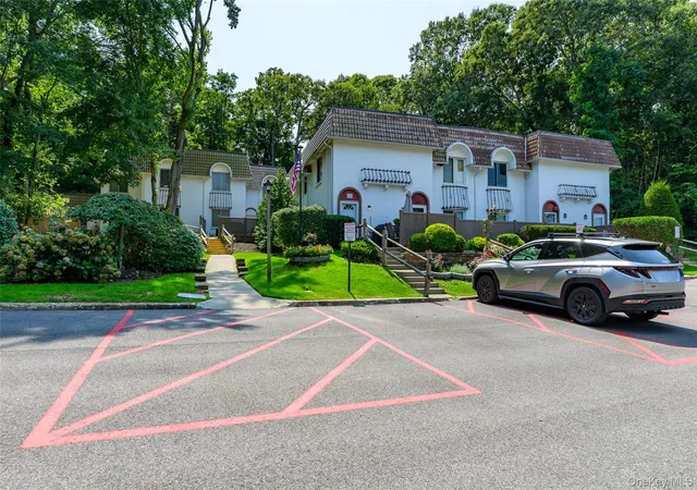 297-brettonwoods-dr-brookhaven-ny-11727/hzid_20fdea7e