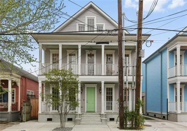 2417-dauphine-st-a-new-orleans-la-70117/hzid_63a3bb49
