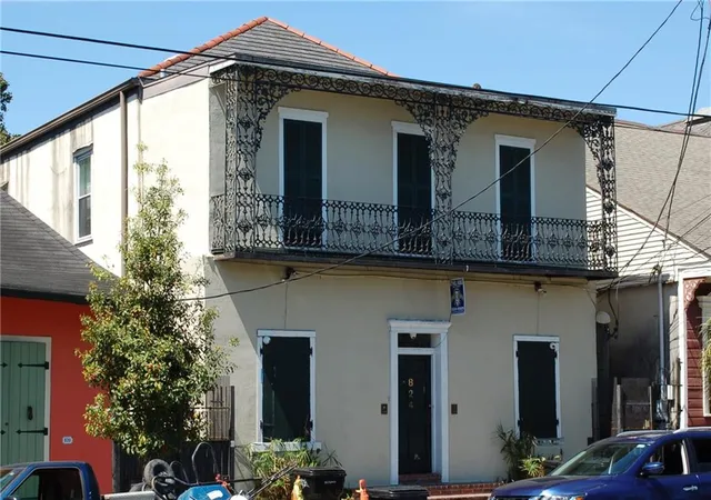 824-26-elysian-flds-ave-new-orleans-la-70117/hzid_1e7fb3c4