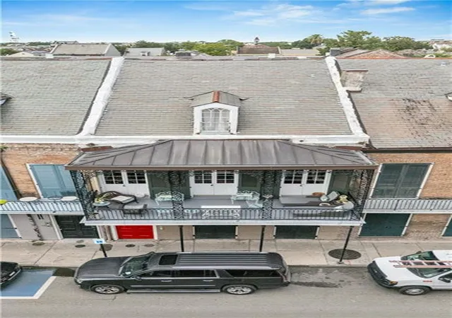 1135-royal-st-3-new-orleans-la-70116/hzid_54e0fddf
