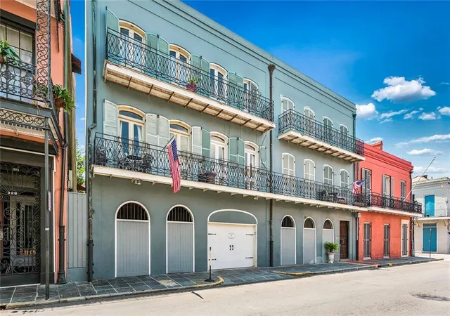 936-conti-st-9-new-orleans-la-70112/hzid_b6f63c2f