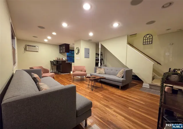 1267-anderson-ave-1-fort-lee-nj-07024/hzid_e4977c4f
