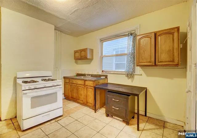 45-18th-st-east-orange-nj-07017/hzid_04a9b3ad