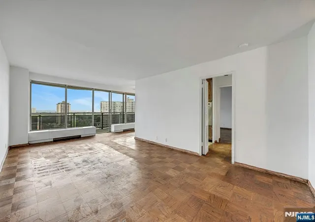 2077-center-ave-20c-fort-lee-nj-07024/hzid_a158c40b