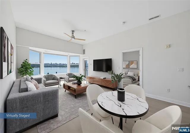 20-ave-at-port-imperial-536-west-new-york-nj-07093/hzid_da29dbd7