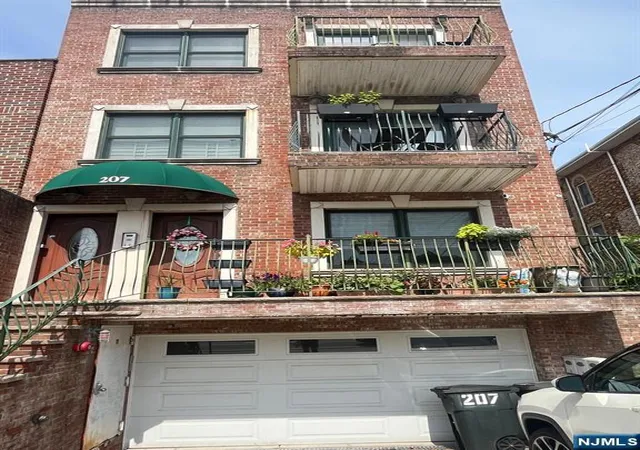 207-palisade-ave-2-union-city-nj-07087/hzid_e883216c