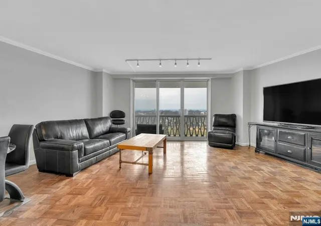 2000-linwood-ave-9e-fort-lee-nj-07024/hzid_2199ed57