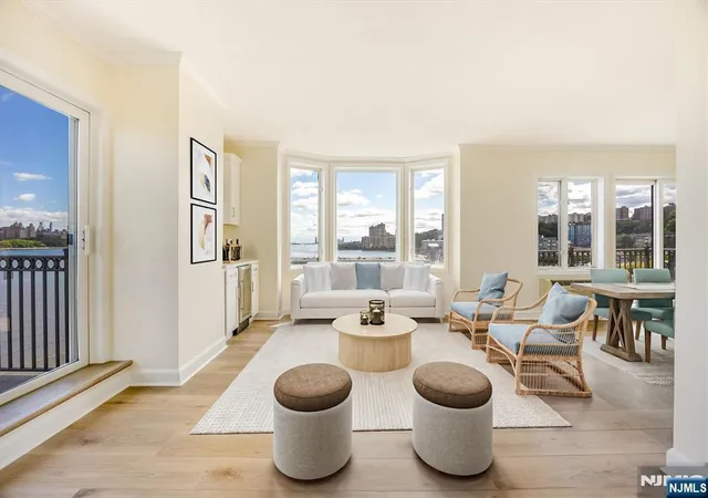 6315-city-pl-edgewater-nj-07020/hzid_ebe3c399