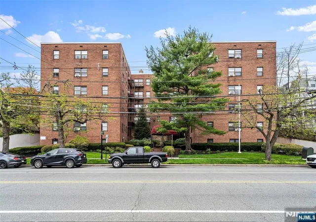 130-orient-wy-4f-rutherford-nj-07070/hzid_0be8f7bd