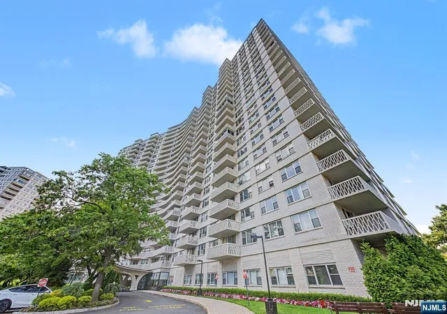 2000-linwood-ave-10r-fort-lee-nj-07024/hzid_fa25175a