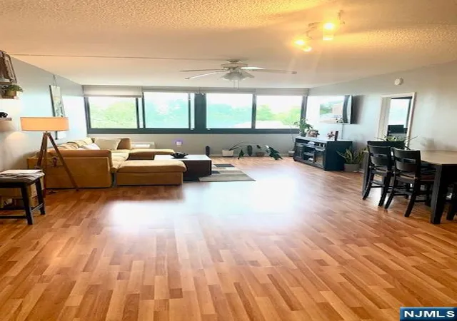 170-lafayette-ave-3h-passaic-nj-07055/hzid_c6f1896e