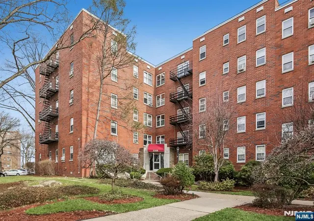2350-linwood-ave-4e-fort-lee-nj-07024/hzid_c230ed85