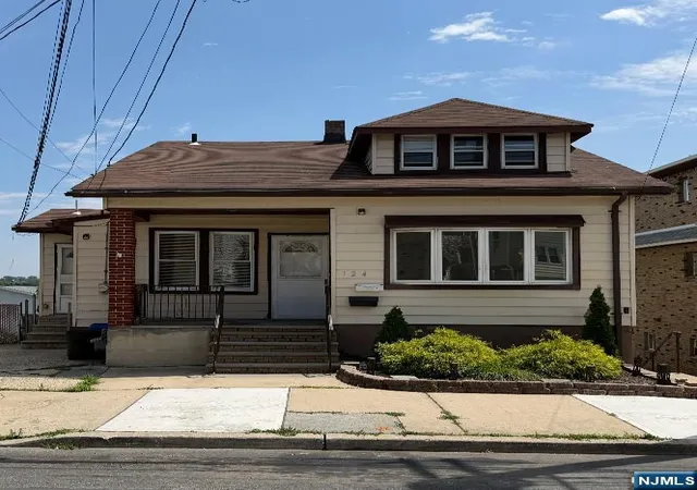 124-farnham-ave-garfield-nj-07026/hzid_1731f3b3