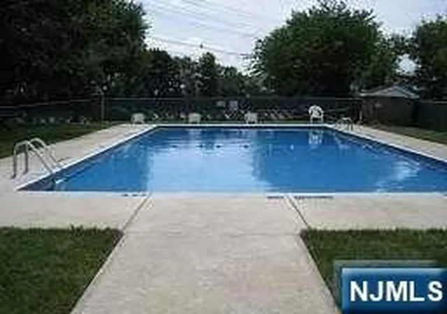 565-grove-st-a-5-clifton-nj-07013/hzid_035628fe