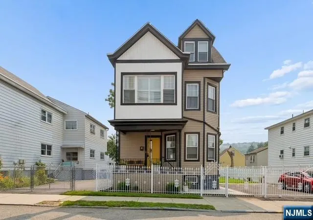 85-nagle-st-paterson-nj-07501/hzid_ed346455