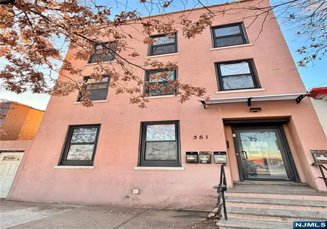 351-mulberry-st-newark-nj-07102/hzid_5d1b1fa3