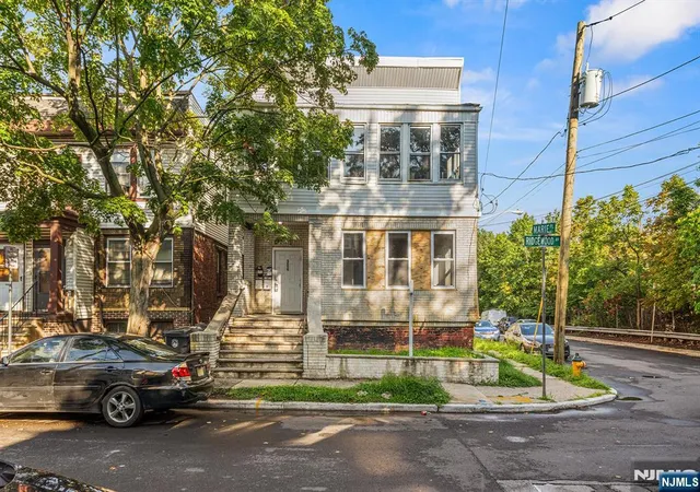306-ridgewood-ave-newark-nj-07112/hzid_6835c813