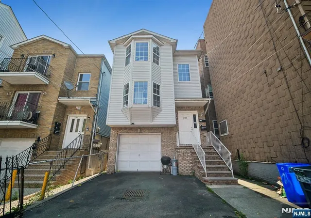 235-4th-street-newark-nj-07107/hzid_9a240878