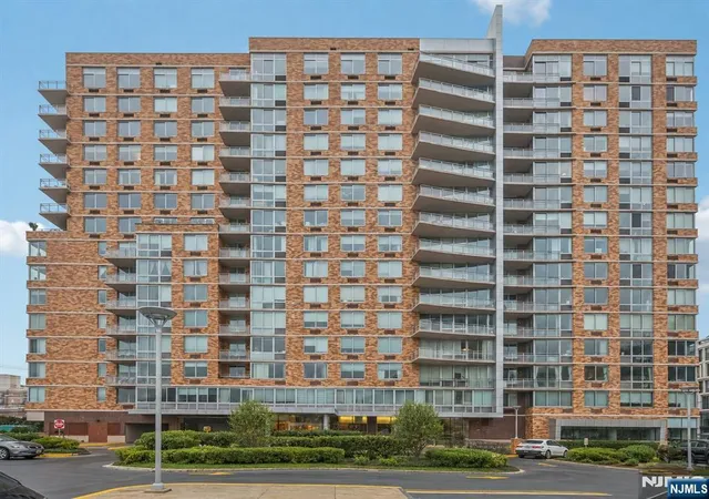1215-hudson-park-edgewater-nj-07020/hzid_4636bc29