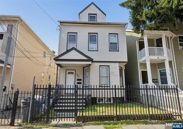 172-godwin-ave-paterson-nj-07501/hzid_a0289fb2