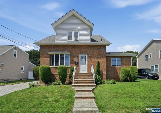 305-falmouth-ave-elmwood-park-nj-07407/hzid_9b4fabbd
