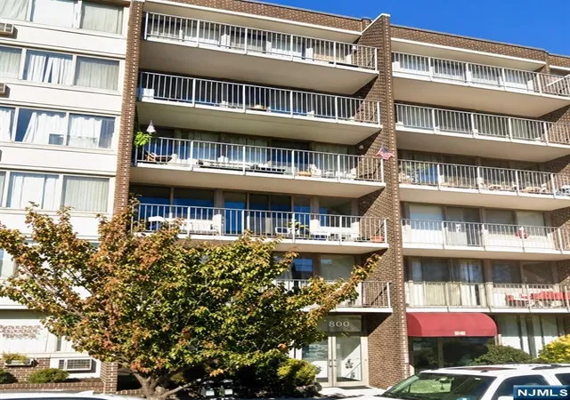 515-anderson-ave-6j-cliffside-park-nj-07010/hzid_9ee07536