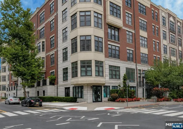 1300-grand-st-316-hoboken-nj-07030/hzid_e6309fe4