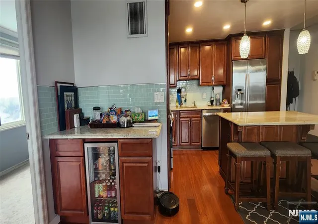 555-north-ave-11e-fort-lee-nj-07024/hzid_85f2301a