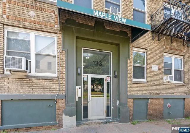 133-maple-ave-303-east-orange-nj-07017/hzid_77b3247e