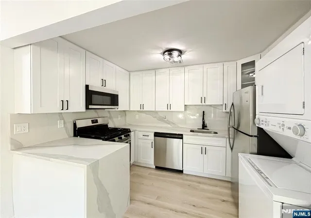 135-falcon-ridge-way-hamburg-nj-07419/hzid_2183a9be