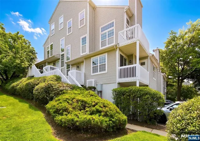 3-regency-cir-englewood-nj-07631/hzid_50ffd76a