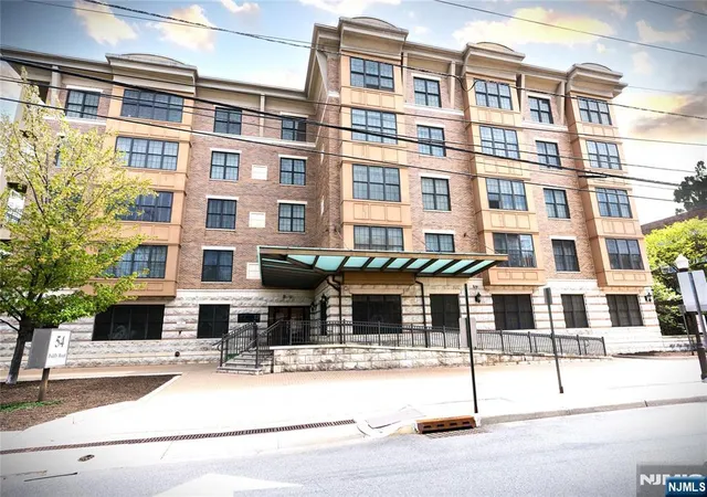 54-polifly-rd-409-hackensack-nj-07601/hzid_128aa1d5