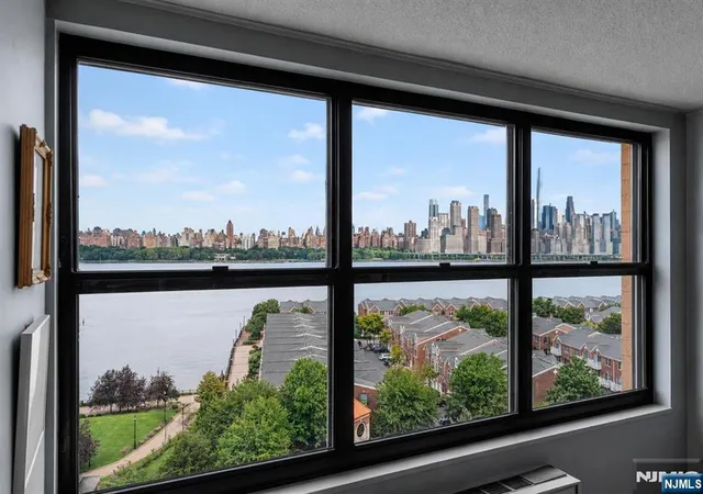 7004-boulevard-e-10e-guttenberg-nj-07093/hzid_3dc6572c
