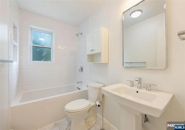 605-grove-st-h1-clifton-nj-07013/hzid_525b9d08