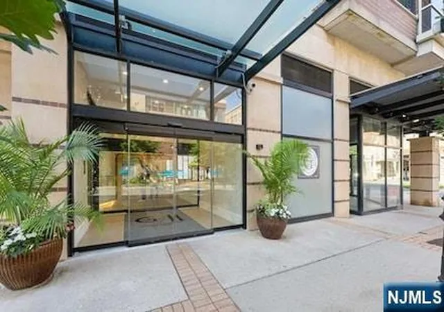 20-ave-at-port-imperial-212-west-new-york-nj-07093/hzid_5301e772