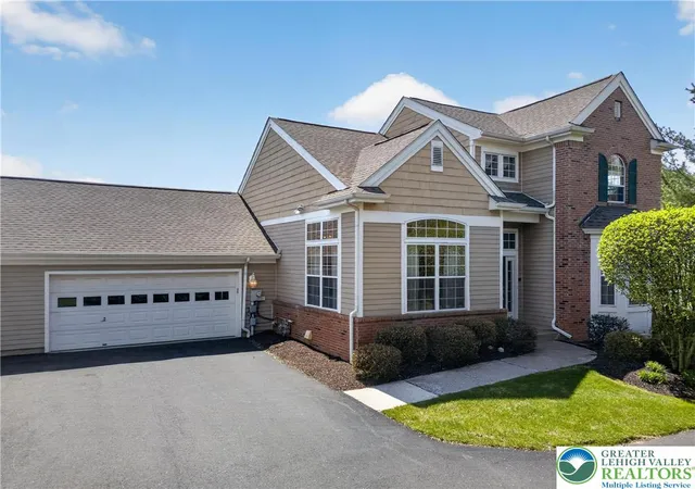 2304-holw-view-dr-easton-pa-18040/hzid_61010eb1