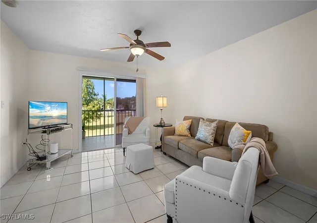 144-cypress-way-e-707-naples-fl-34110/hzid_15e5bff7