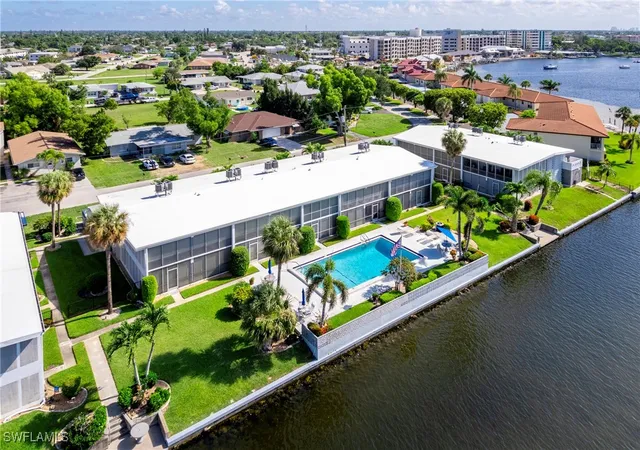 330-tudor-dr-102-cape-coral-fl-33904/hzid_483436f0