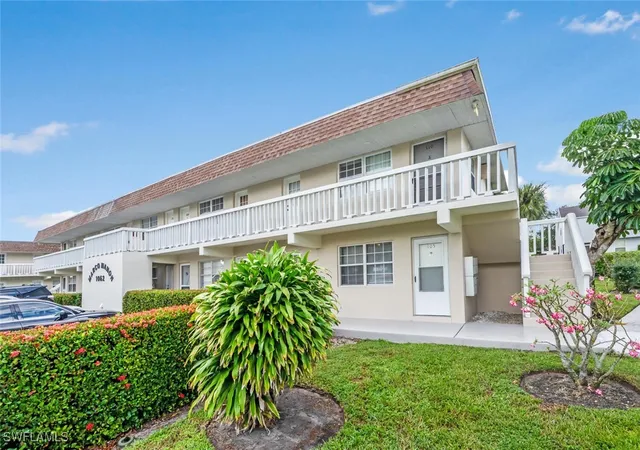1062-hartley-ave-110-marco-island-fl-34145/hzid_8a7768f4